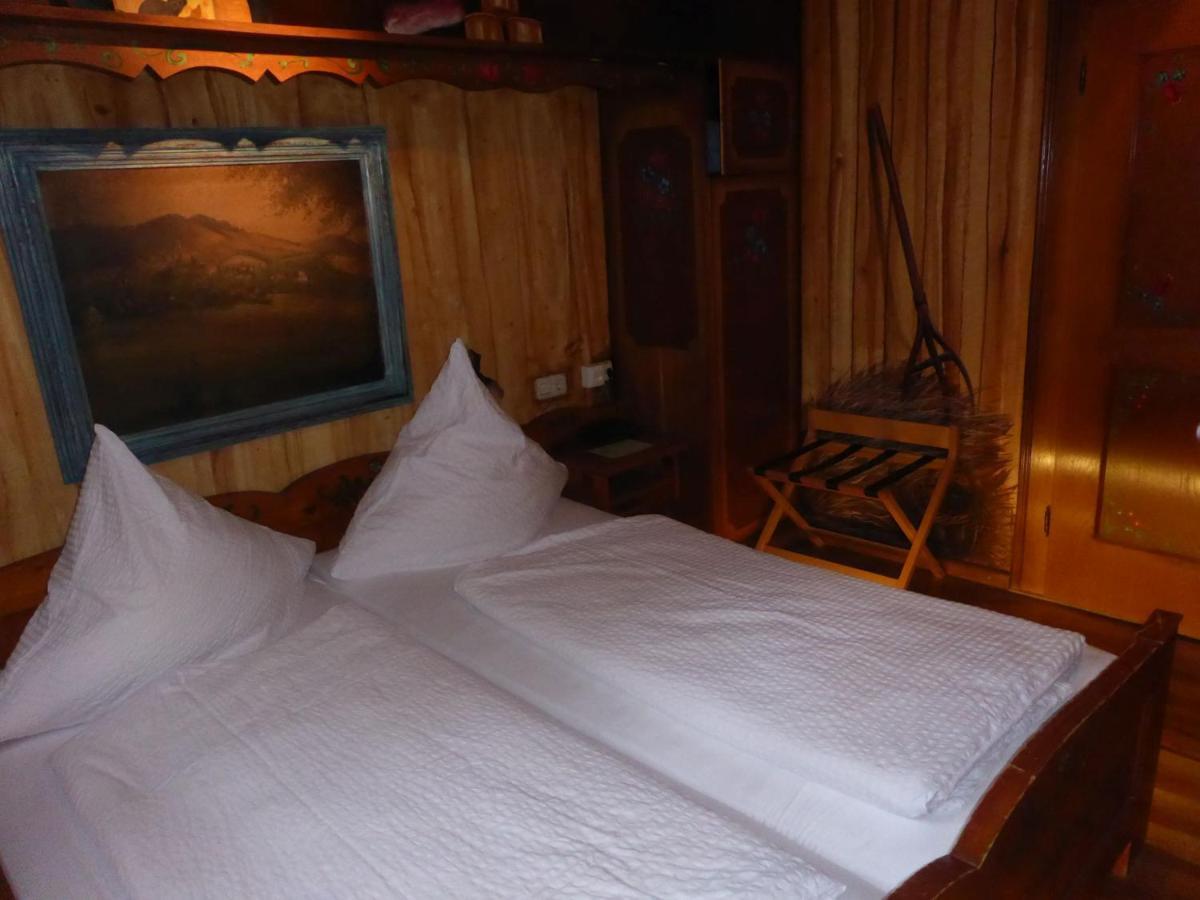 Gasthaus Storchen Hellas Haslach im Kinzigtal Kamer foto