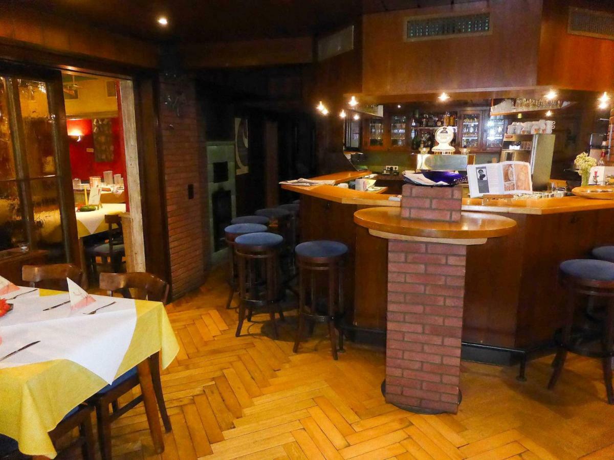Gasthaus Storchen Hellas Haslach im Kinzigtal Buitenkant foto